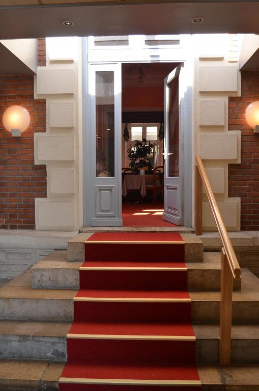 Hotel Le Beau Site Жиан Екстериор снимка